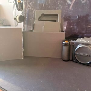 Hasselblad X2D 100C Body with Box, Charger, Strap