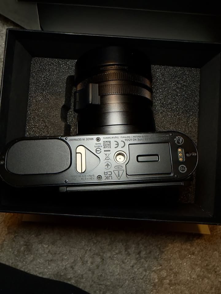 Leica Q3 28mm - Full Titanium Kit, Excellent Condition - Image 8