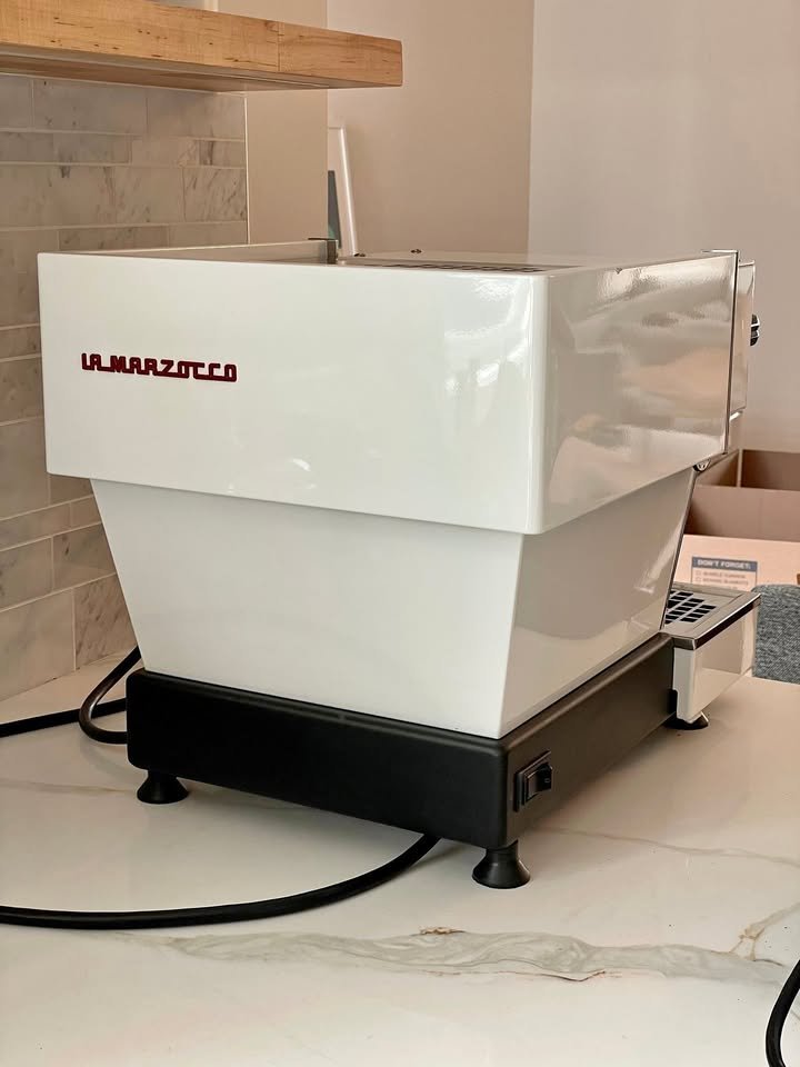 La Marzocco Linea Mini - White (Great Condition), Original Owners